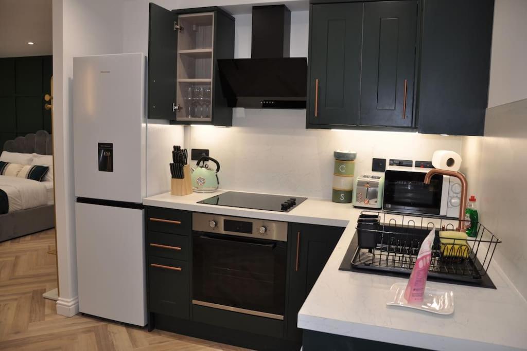 Cosy, Spacious Apt - Central Mk-smart Tv-free Wifi Apartment Milton Keynes